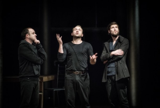 Źródło: http://www.wspolczesny.pl/repertuar/biezacy/hamlet