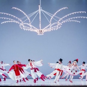 Straszny Dwór – recenzja z premiery w Teatrze Wielkim- Operze&nbsp;Narodowej